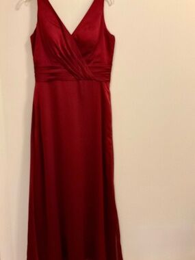"Belsoie" Burgundy Empire dress w/ruched V-neck & chiffon  sz 12